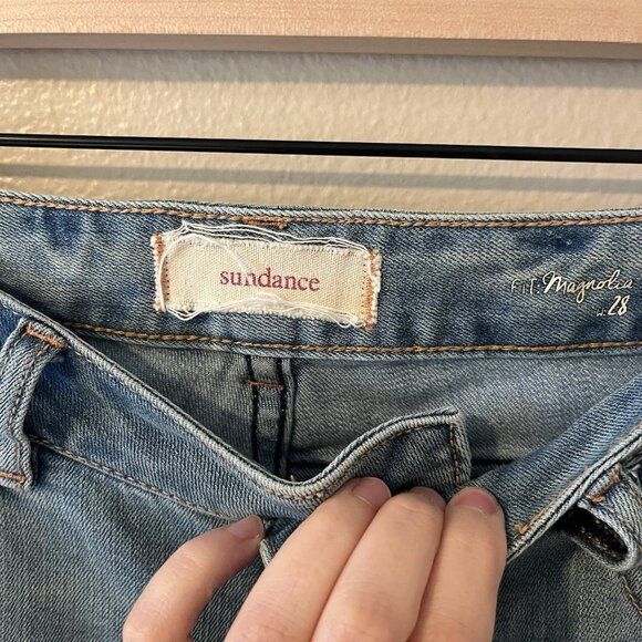 Sundance Magnolia Jeans 28 Light Wash Floral L Embroidered Boho Stretchy Indie - Picture 9 of 12